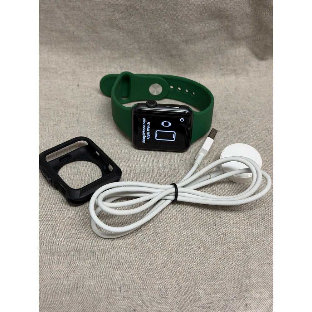 **READ CONDITION** Unlocked Apple Watch Series 3 GPS 42MM